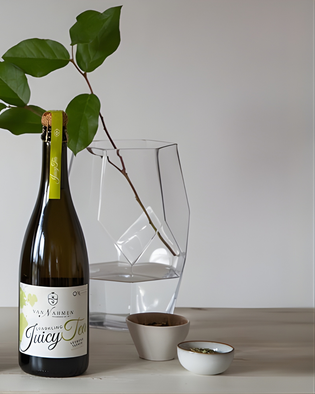 Van Nahmen – Alkoholmentes Sparkling Juicy Tea Verbéna-Jázmin-Rajnai Rizling (BIO)